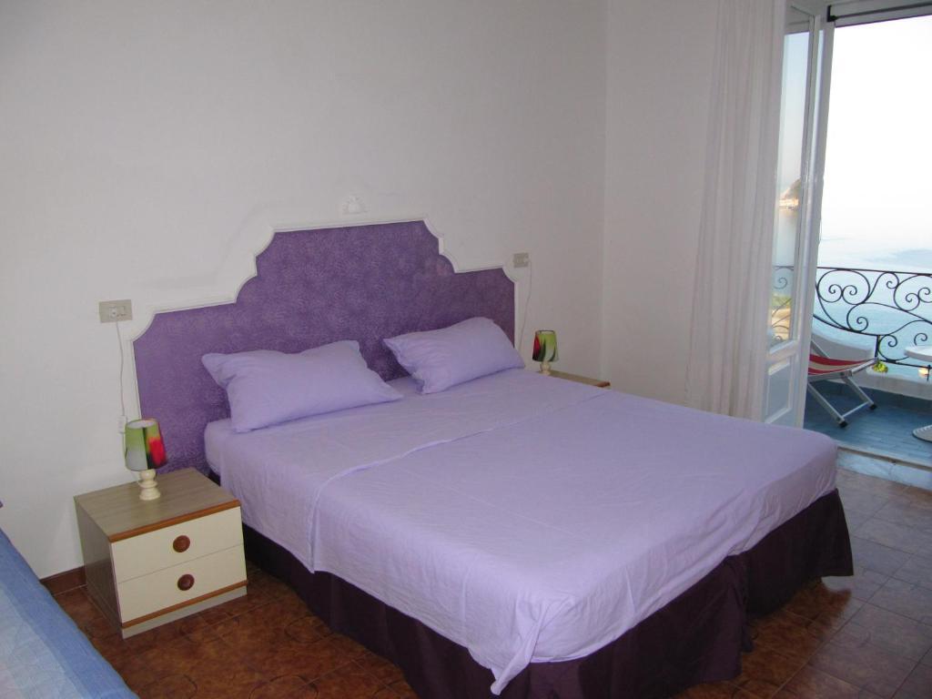 Casa Antonio Bed & Breakfast Barano dʼIschia Oda fotoğraf